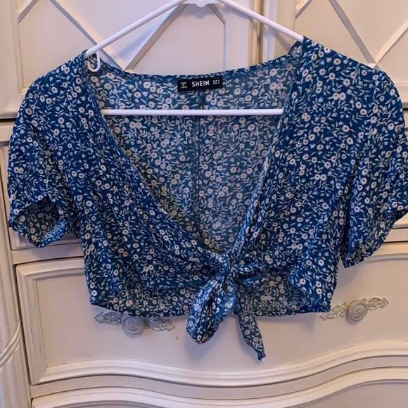 Shein tie top - Picture 1 of 2